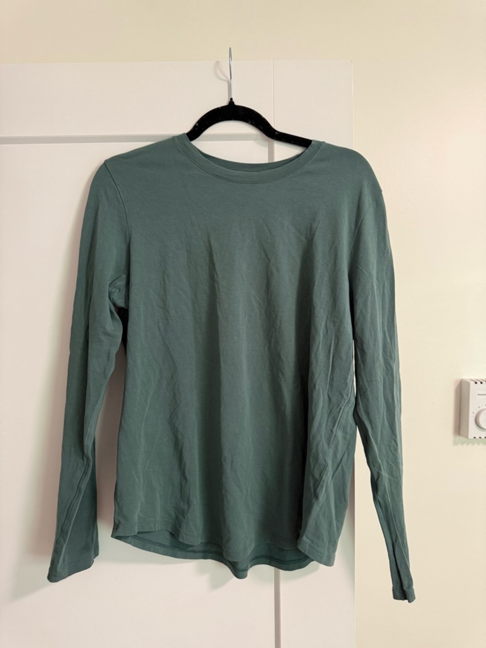 lululemon athletica Long Sleeve Crew in Sage Green